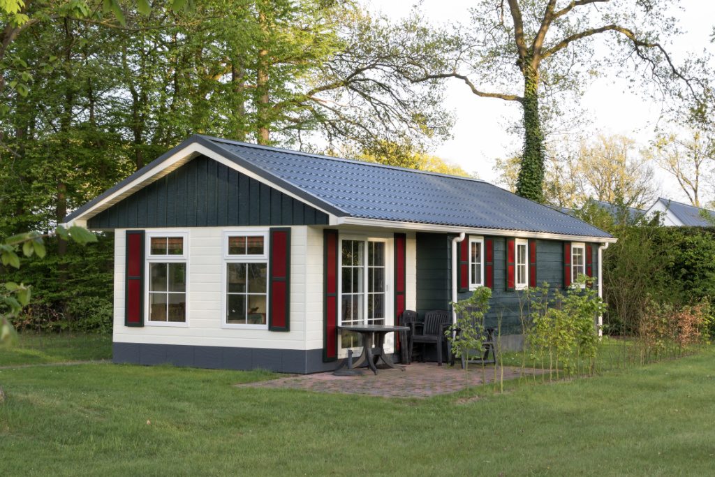 Mobile Home With Metal Shingle Roofing Panels